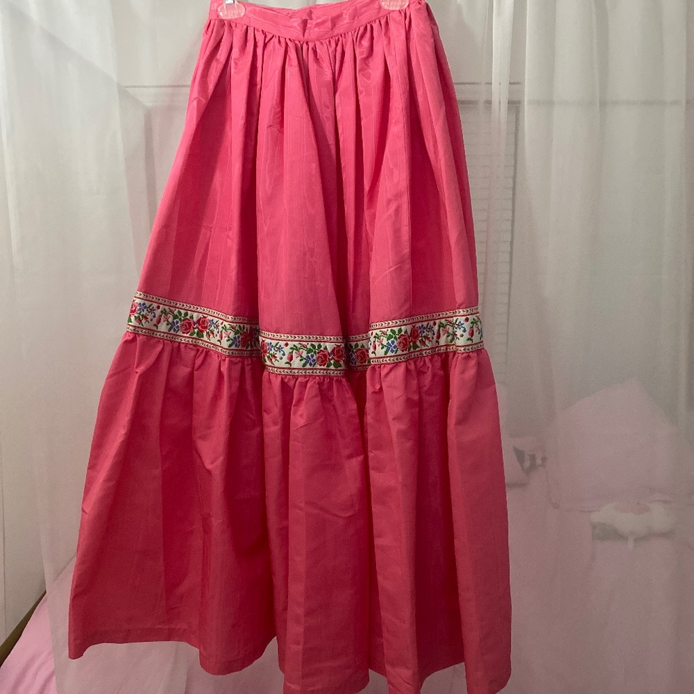 Vintage pink folklorica maxi skirt